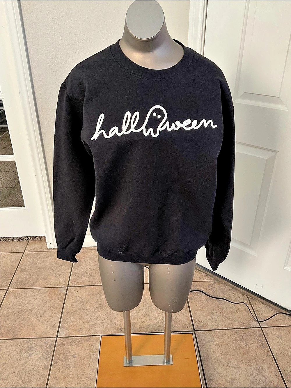Black Sweatshirt Like New